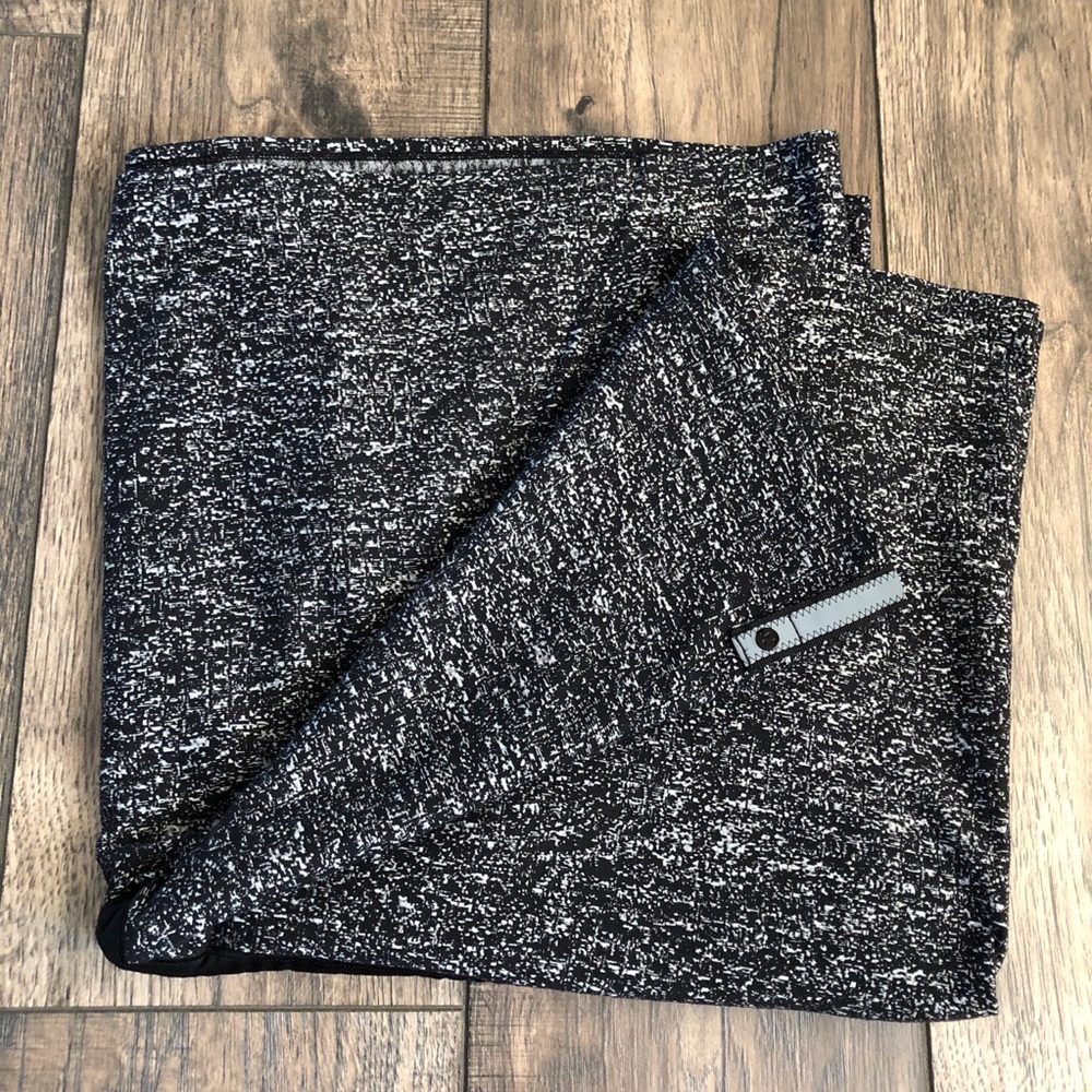 Lululemon Scarf